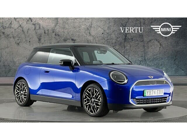 2024 MINI Cooper E Cooper SE Exclusive (Level 2)
