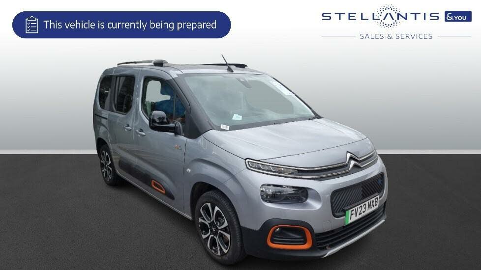 2023 Citroen Berlingo E Flair XTR M Size