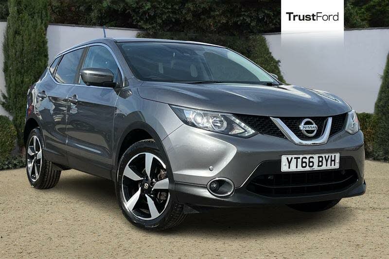 2016 Nissan Qashqai 1.5dCi N-Connecta