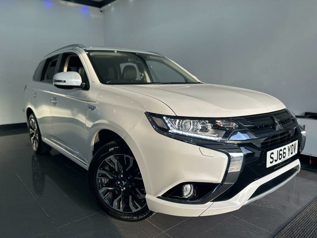 2016 Mitsubishi Outlander 2.0 GX3h+ PHEV (5st)