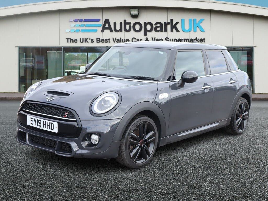2019 MINI Cooper 2.0 Cooper S Sport (189bhp) Hatchback 5d
