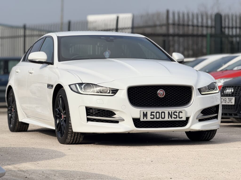 2016 Jaguar XE 2.0d R-Sport (180ps) Auto
