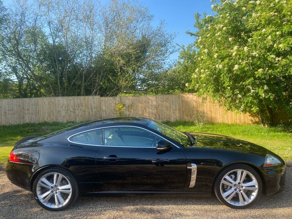 2010 Jaguar XK 5.0 Portfolio Coupe