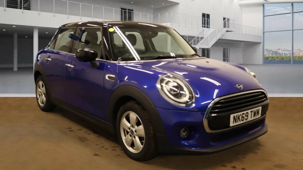 2019 MINI Cooper 1.5 Cooper Classic Hatchback 5d