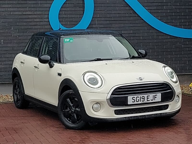 2019 MINI Cooper 1.5 Cooper Classic Hatchback 5d Auto