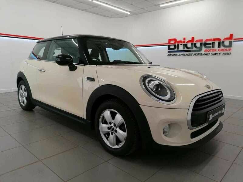 2019 MINI Cooper 1.5 Cooper Classic Hatchback 3d