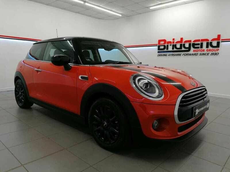 2020 MINI Cooper 1.5 Cooper Classic Hatchback 3d
