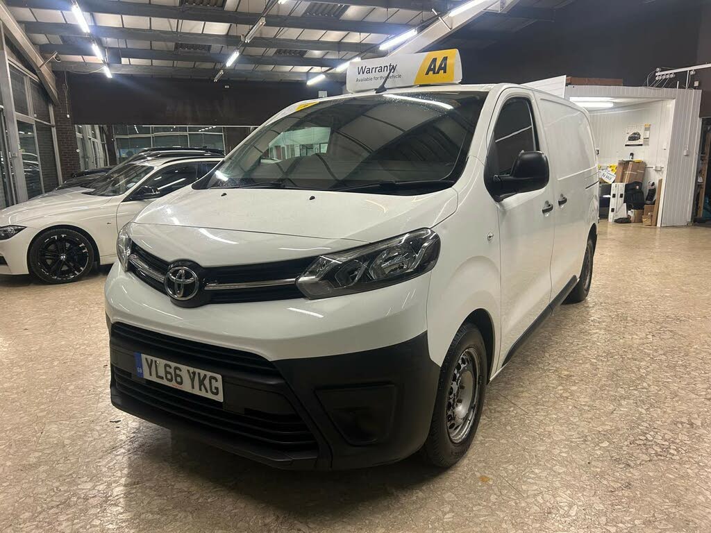 2017 Toyota PROACE 1.6D Base Compact