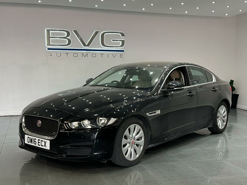2016 Jaguar XE 2.0d Prestige (163ps) Auto
