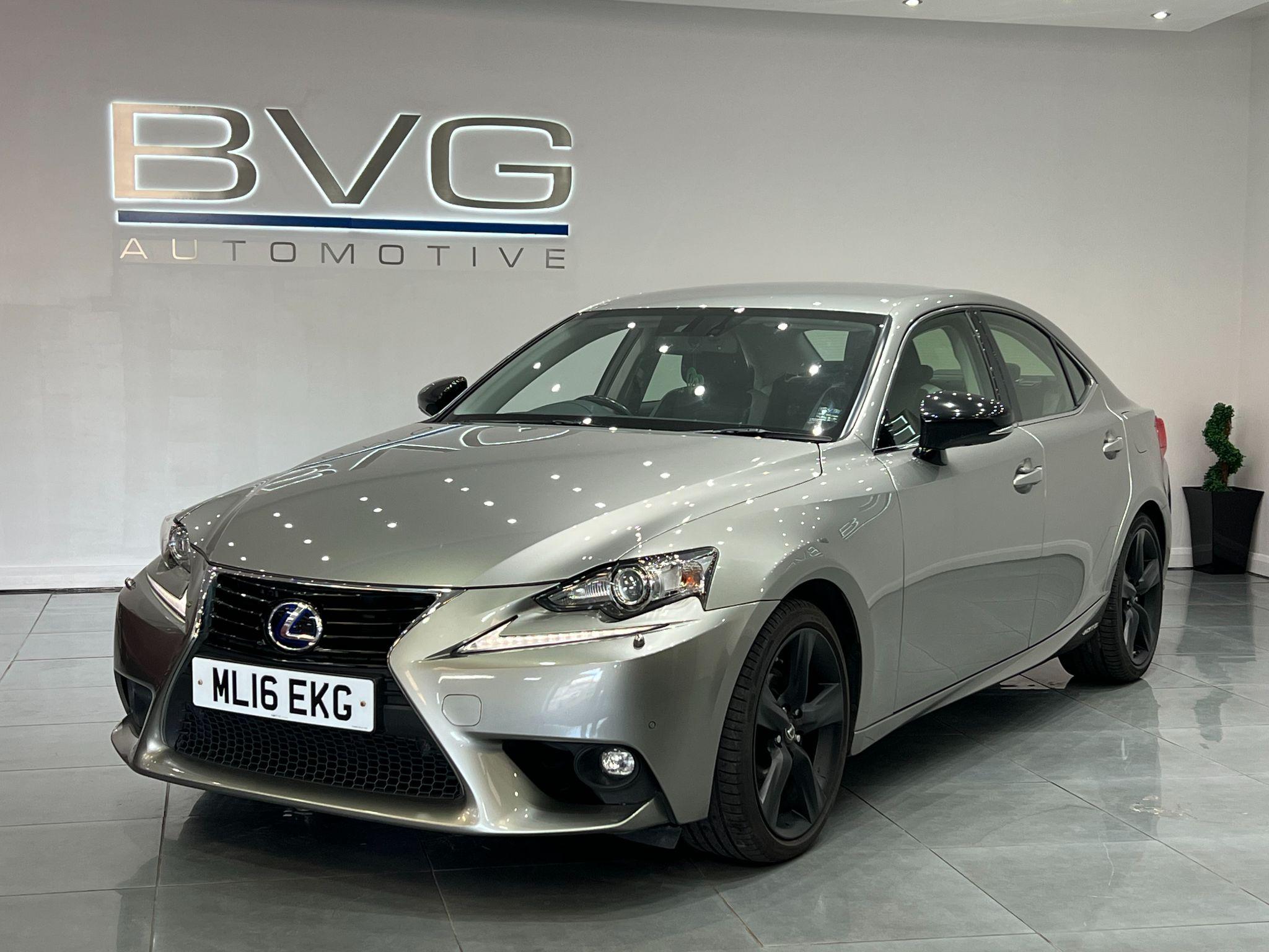 2016 Lexus IS 300h 2.5 Sport