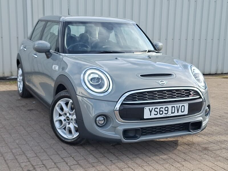 2019 MINI Cooper 2.0 Cooper S Classic (189bhp) Hatchback 5d