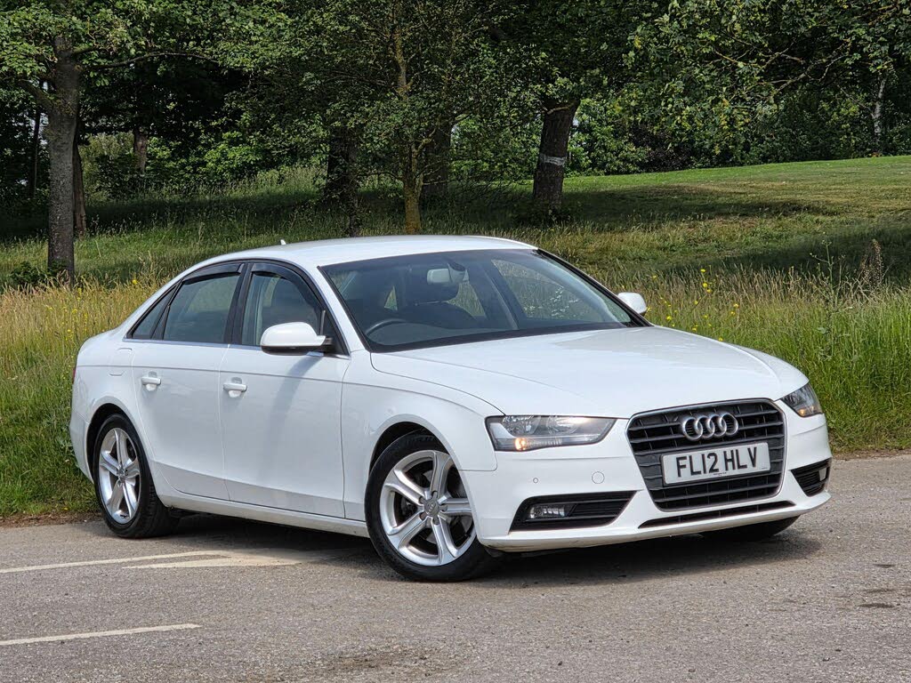 2012 Audi A4 2.0TD SE Technik (136ps)