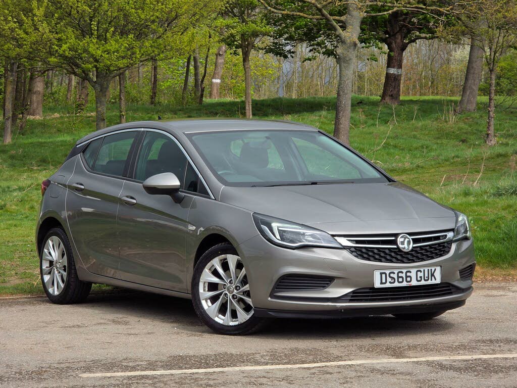 2016 Vauxhall Astra 1.6CDTi Tech Line (110ps) Hatchback