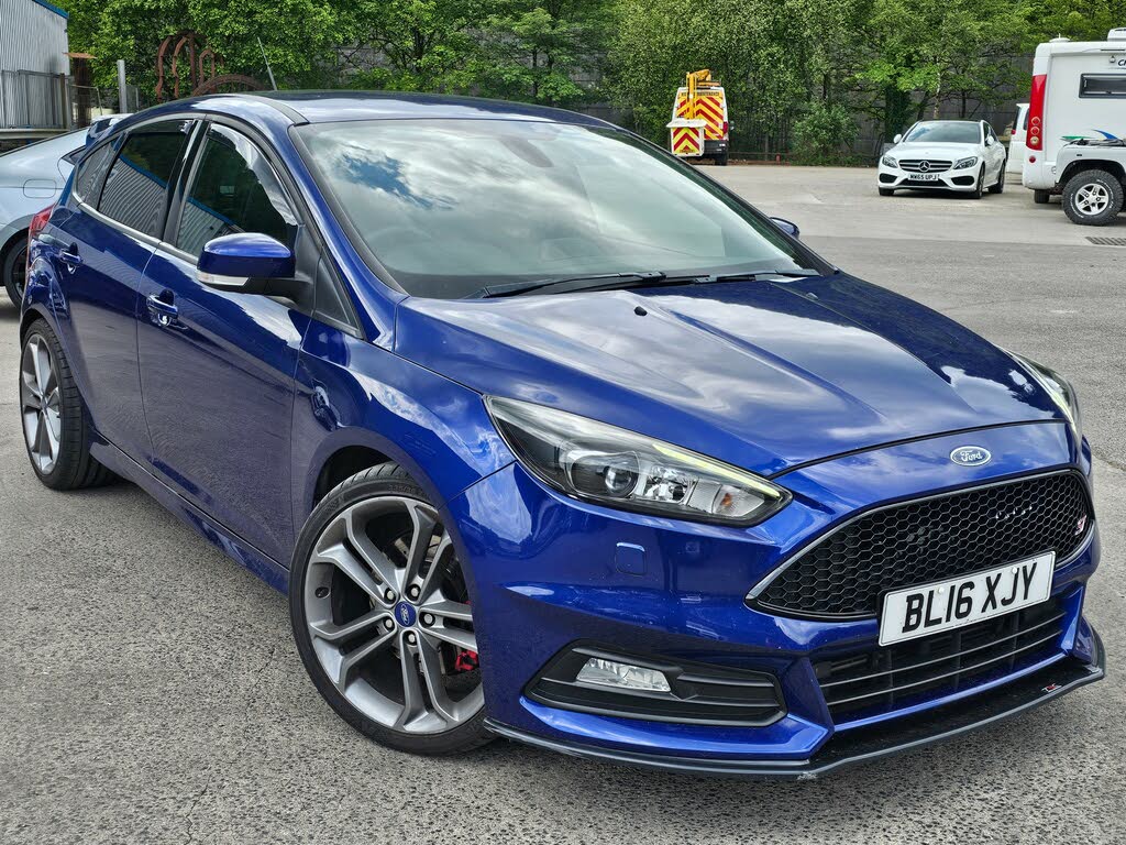 2016 Ford Focus 2.0T ST3 Hatchback