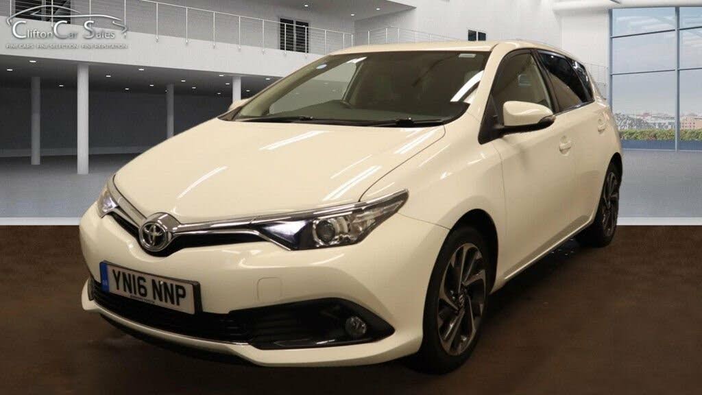 2016 Toyota Auris 1.2 Design Hatchback