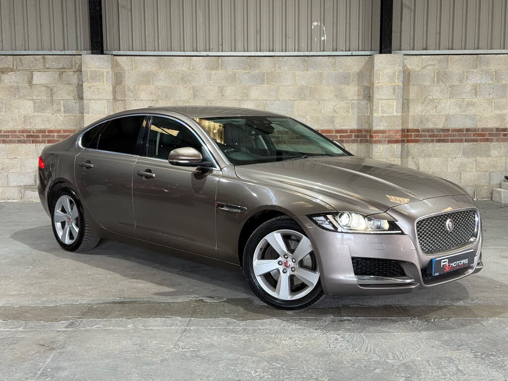 2016 Jaguar XF 2.0TD Portfolio (180ps) AWD Auto