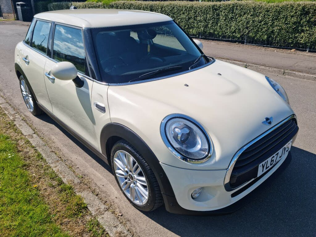 2018 MINI Cooper 1.5TD Cooper D (s/s) Hatchback 5d