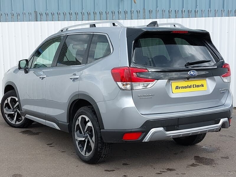 2024 Subaru Forester 2.0 e-Boxer XE Premium