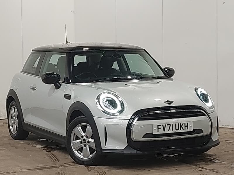 2022 MINI Cooper 1.5 Cooper Classic Hatchback 3d