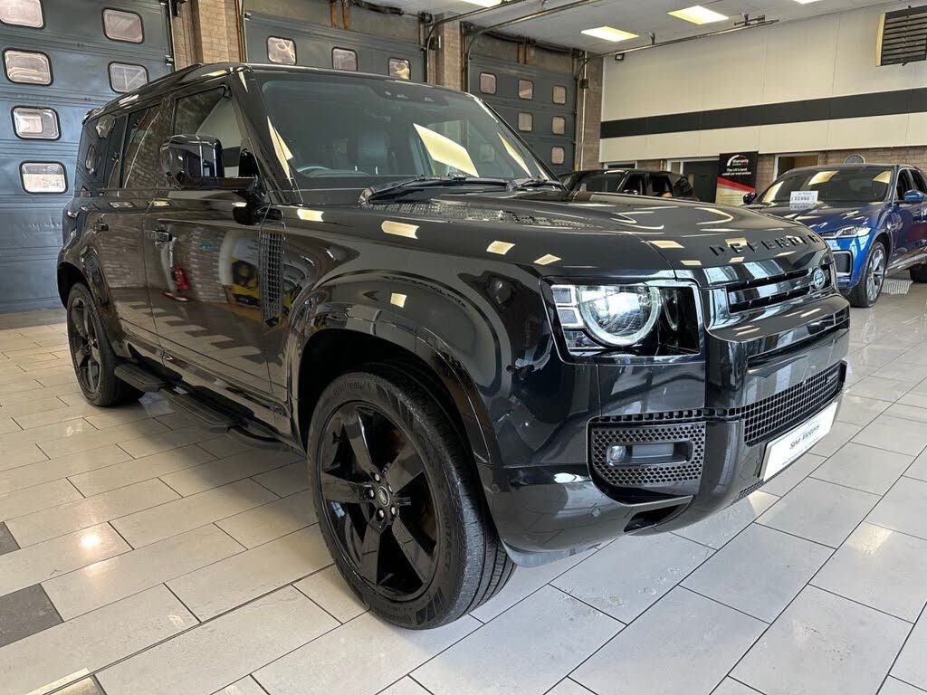 2022 Land Rover 110 Defender 3.0 D250 X-Dynamic SE