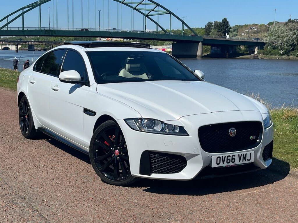 2016 Jaguar XF 3.0TD S