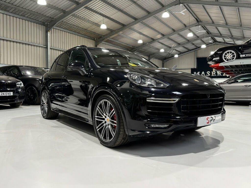 2017 Porsche Cayenne 3.6 GTS