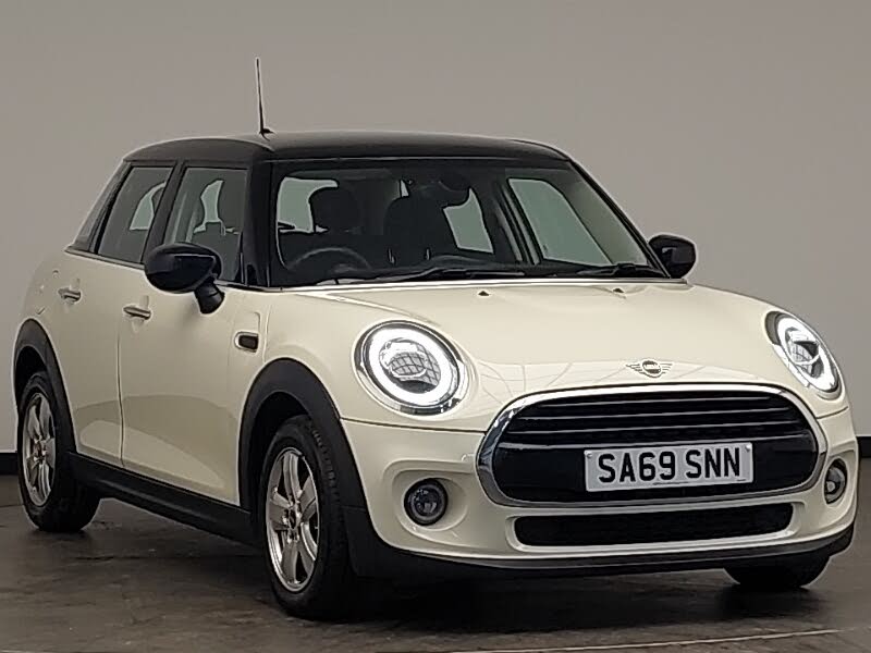 2019 MINI Cooper 1.5 Cooper Classic Hatchback 5d