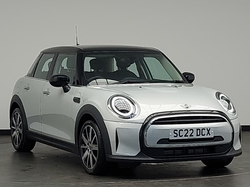 2022 MINI Cooper 1.5 Cooper Classic Hatchback 5d