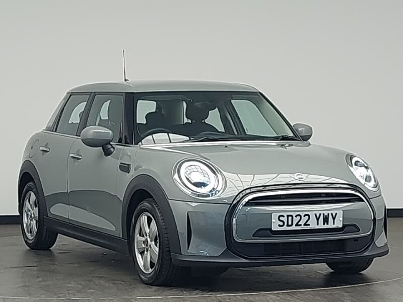 2022 MINI Cooper 1.5 One Classic 5d
