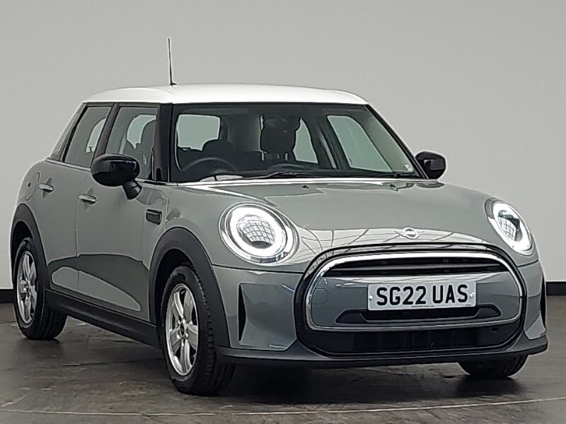 2022 MINI Cooper 1.5 Cooper Classic Hatchback 5d