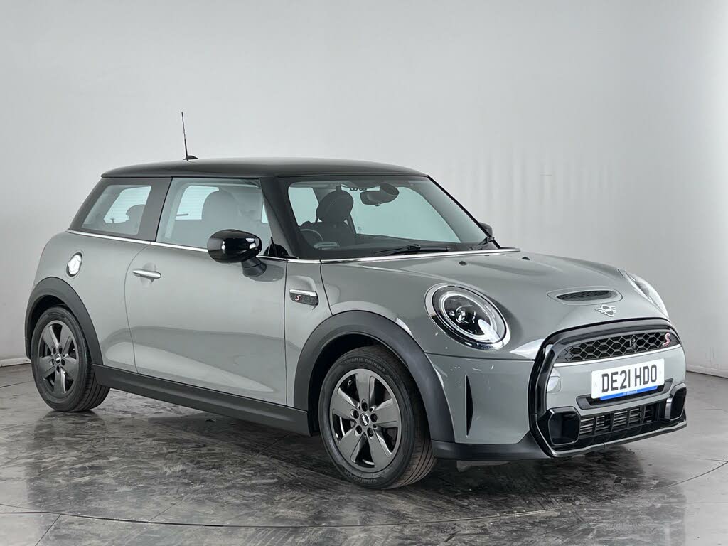 2021 MINI Cooper 2.0 Cooper S Classic Hatchback 3d