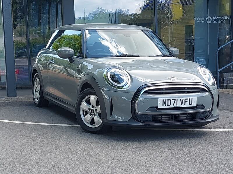 2021 MINI Cooper 1.5 Cooper Classic Hatchback 3d