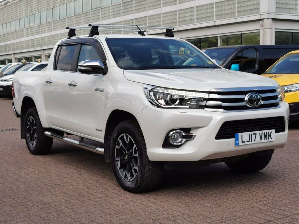 2017 Toyota Hi-Lux 2.4D Invincible X auto