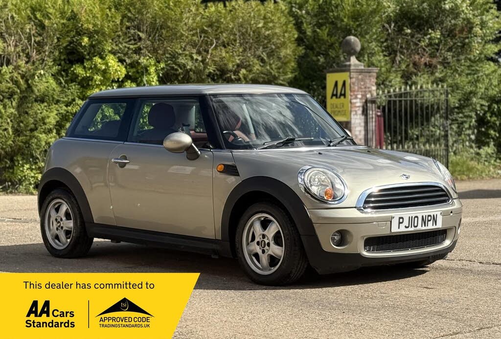 2010 MINI Cooper 1.6 One (98bhp) Hatchback 3d