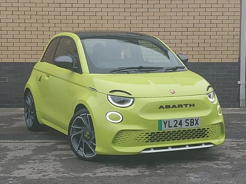 2024 Abarth 500 E 500e Turismo