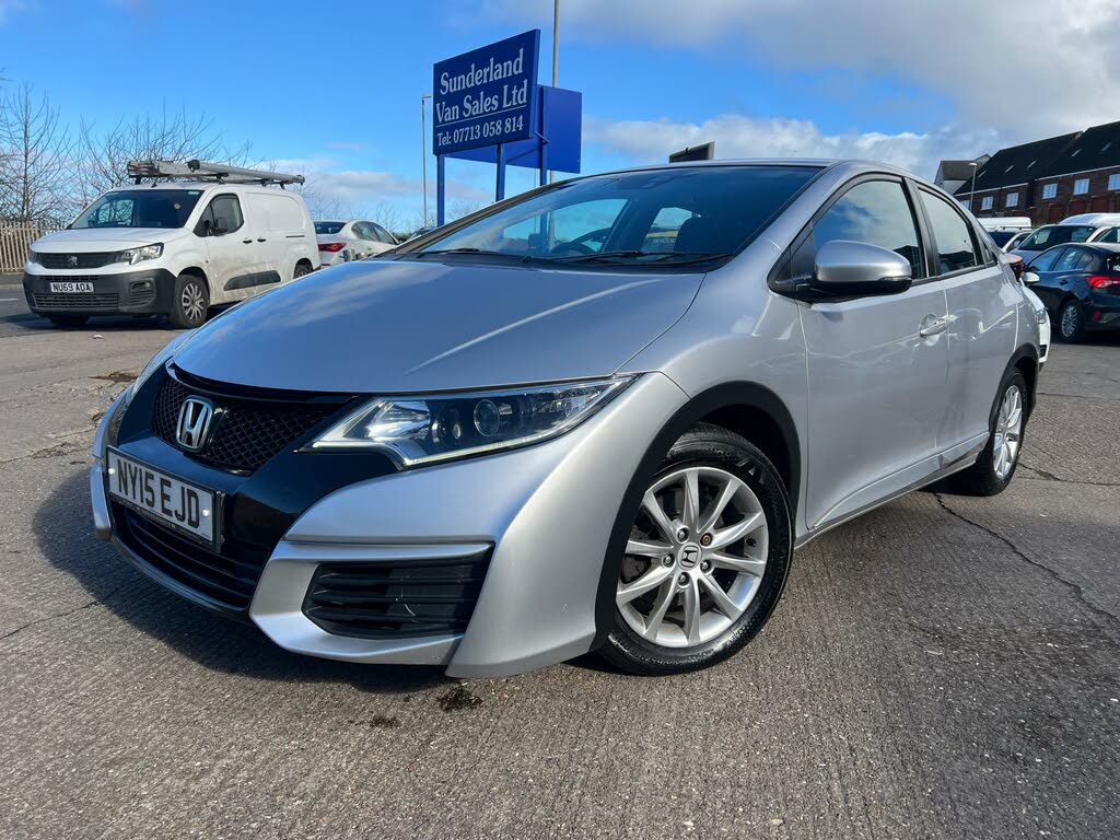 2015 Honda Civic 1.6 i-DTEC S (Honda Connect with Navi) Hatchback