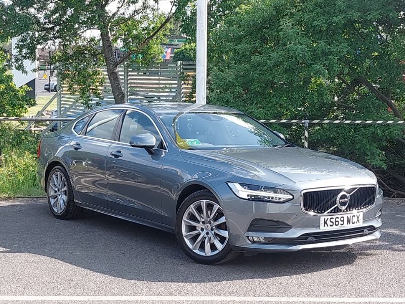2020 Volvo S90 2.0 T4 Momentum Plus