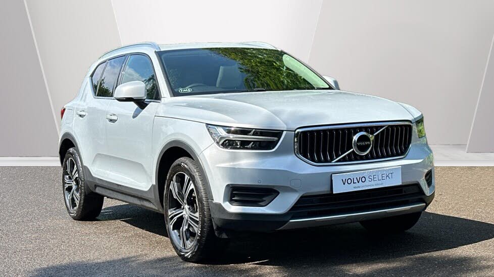 2022 Volvo XC40 2.0 B4 Inscription AWD