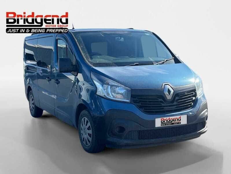 2016 Renault Trafic 1.6dCi LL29 125 Business 125(Eu6) Minibus 9 seats