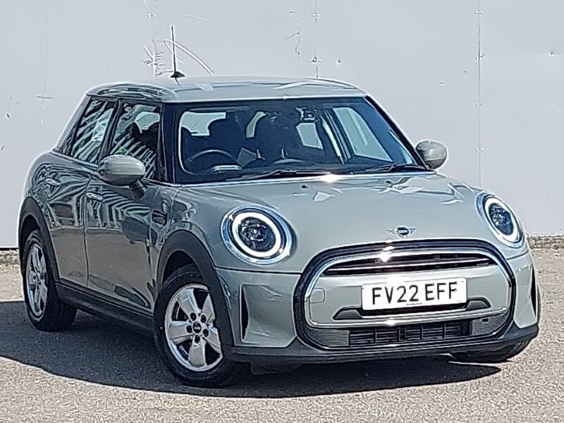 2022 MINI Cooper 1.5 Cooper Classic Hatchback 5d