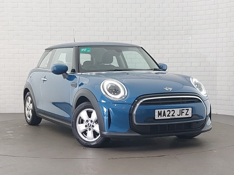 2022 MINI Cooper 1.5 Cooper Classic Hatchback 3d