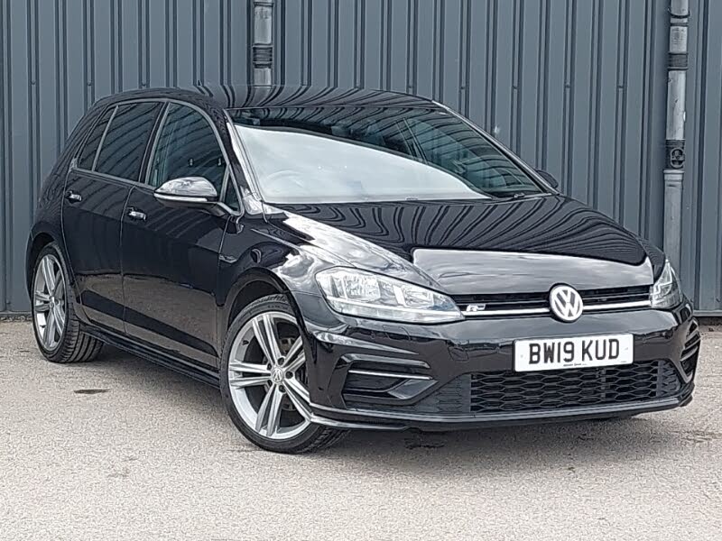 2019 Volkswagen Golf 1.5 TSI R-Line 5d DSG