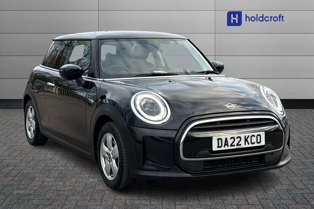 2022 MINI Cooper 1.5 Cooper Classic Hatchback 3d