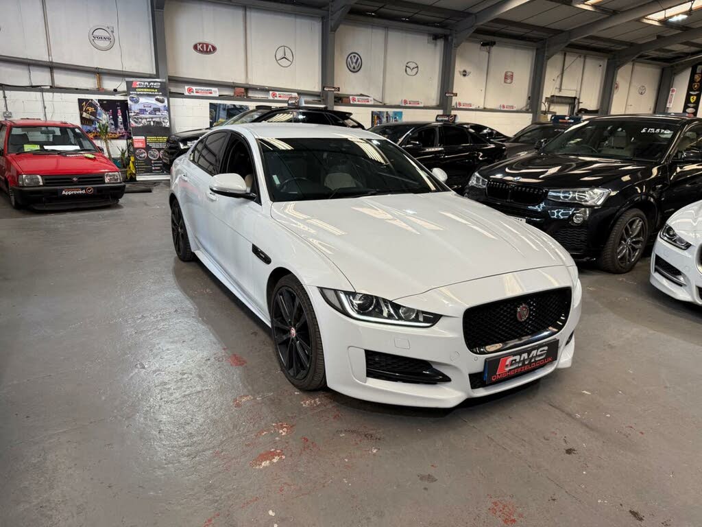 2016 Jaguar XE 2.0d R-Sport (180ps) Auto