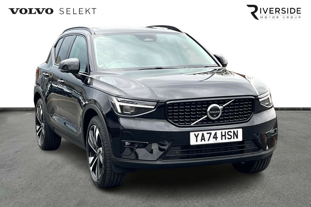2024 Volvo XC40 2.0 B3 Ultra (Bright
