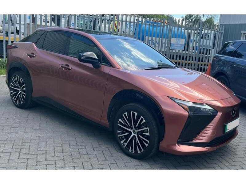 2024 Lexus RZ 450e E Takumi
