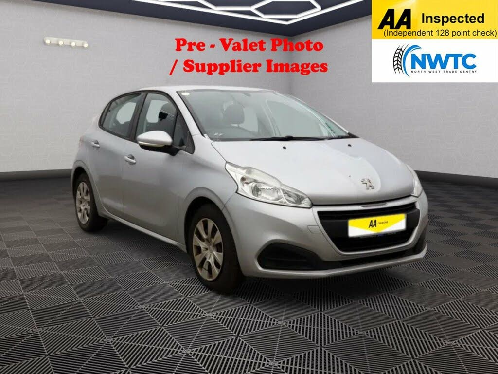 2015 Peugeot 208 1.6BlueHDi Access A/C 5d