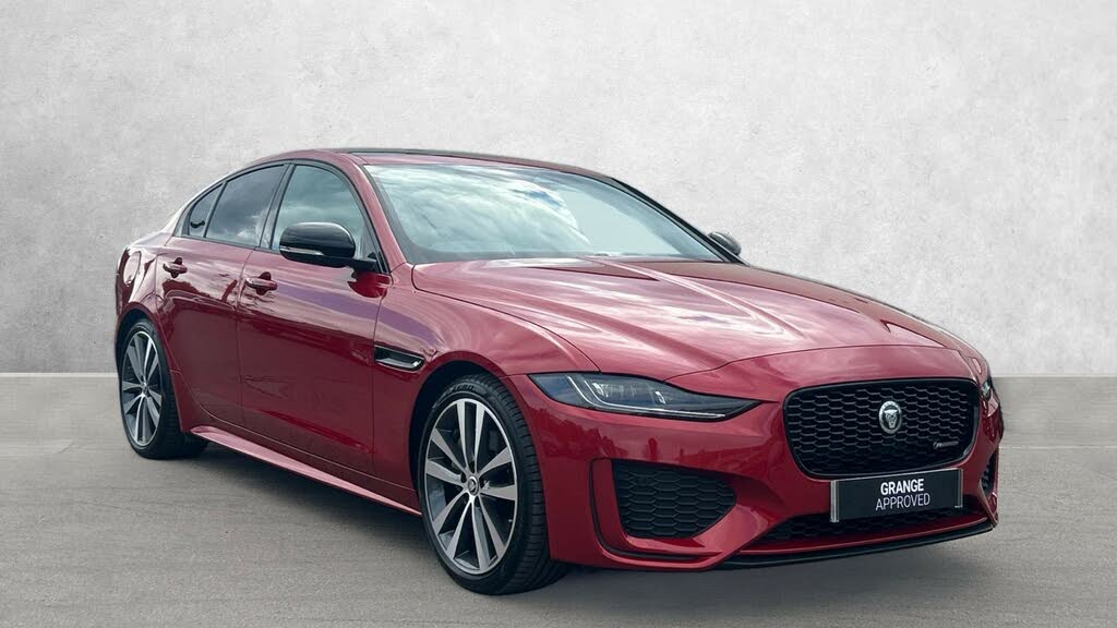 2023 Jaguar XE 2.0 D200 R-Dynamic HSE Black