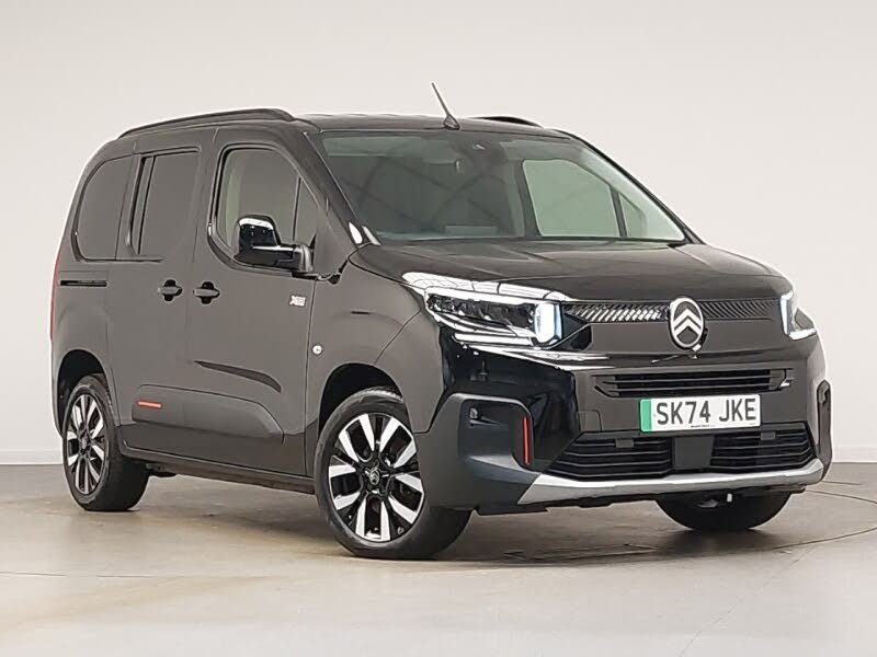 2024 Citroen Berlingo E MAX M Size