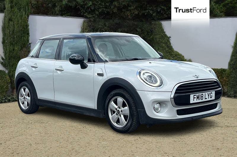 2018 MINI Cooper 1.5 Cooper Series II (s/s) Hatchback 5d